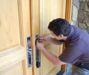 Aurora Lock And Key Aurora, CO 303-214-7050 - 16a-House-Locksmith