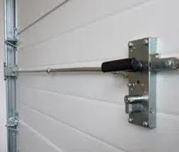 Aurora Lock And Key Aurora, CO 303-214-7050 Aurora Lock And Key Aurora, CO 303-214-7050 - 17a-Garage-Door-Locks